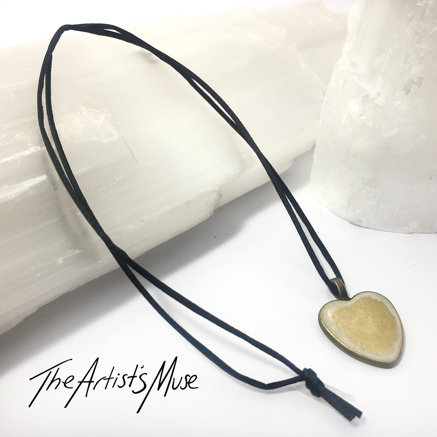 Heart shape Resin Pendant Necklace- Warm white and gold resin design